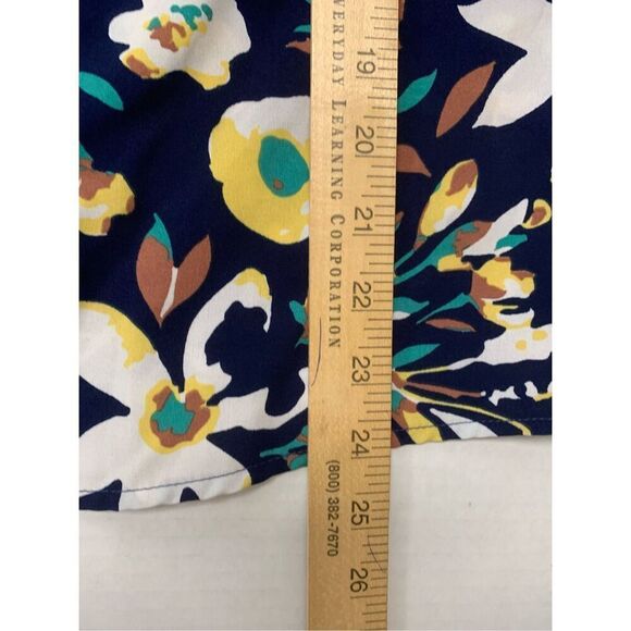 Floral Patterned Blouse - Picture 6 of 7